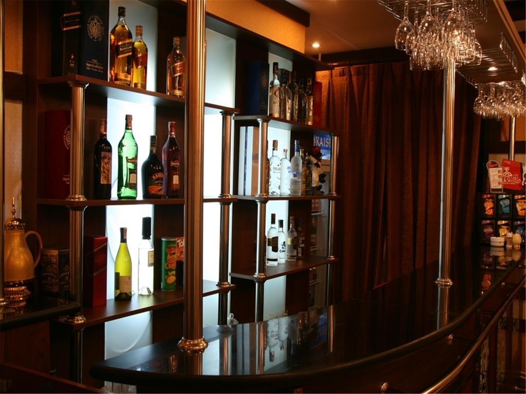 Kaiser Hotel Oelan-bator Buitenkant foto